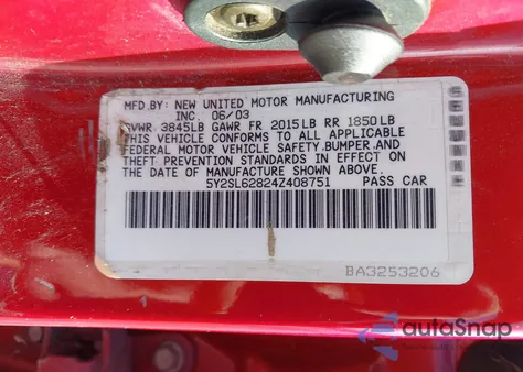 2004 Pontiac Vibe from USA, damaged, VIN 5Y2SL62824Z408751